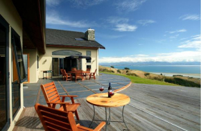 Parautane Lodge, Nelson